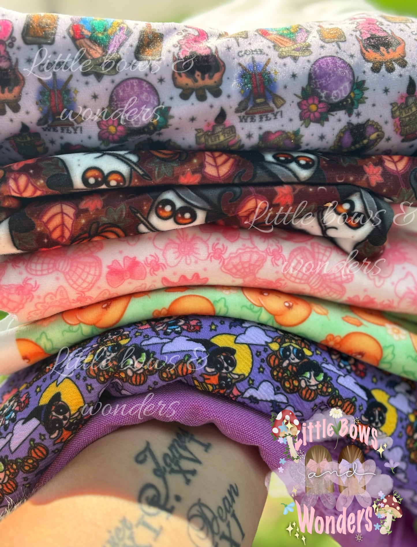 You pick WOMS-Spooky