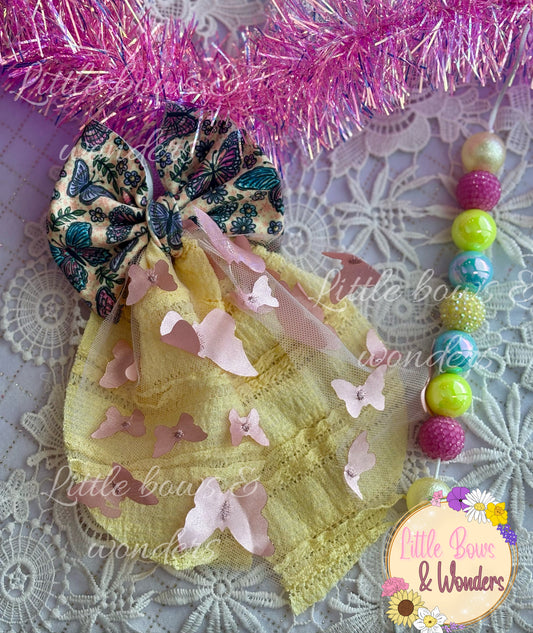 RTS Butterfly mesh Saylor and necklace